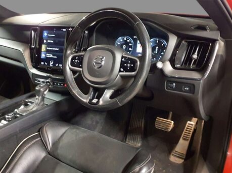 Volvo XC60 2.0 XC60 R-Design D4 AWD Auto 4WD 5dr 4