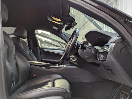 BMW 5 Series 2.0 520d M Sport Auto 4dr 52