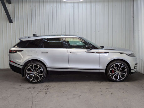 Land Rover Range Rover Velar 2.0 Range Rover Velar R-Dynamic S D180 Auto 4WD 5dr 17