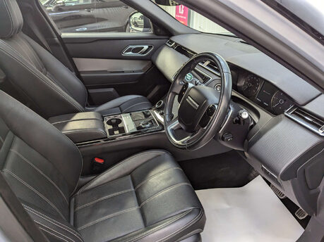 Land Rover Range Rover Velar 2.0 Range Rover Velar R-Dynamic S D180 Auto 4WD 5dr 50