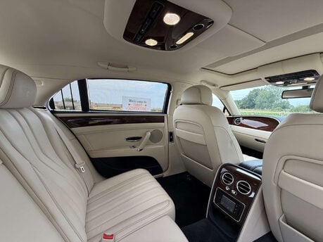 Bentley Flying Spur 6.0 Flying Spur W12 Auto 4WD 4dr 23
