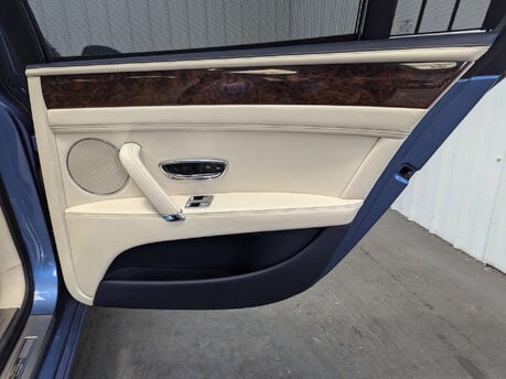 Bentley Flying Spur 6.0 Flying Spur W12 Auto 4WD 4dr 63