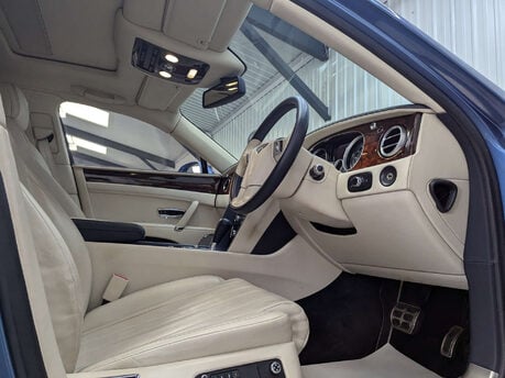 Bentley Flying Spur 6.0 Flying Spur W12 Auto 4WD 4dr 49