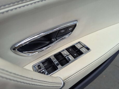 Bentley Flying Spur 6.0 Flying Spur W12 Auto 4WD 4dr 79