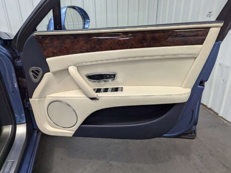 Bentley Flying Spur 6.0 Flying Spur W12 Auto 4WD 4dr 52