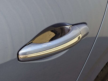 Bentley Flying Spur 6.0 Flying Spur W12 Auto 4WD 4dr 30