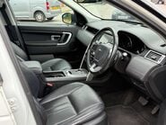 Land Rover Discovery Sport 2.0 Discovery Sport Black HSE TD4 Auto 4WD 5dr 3