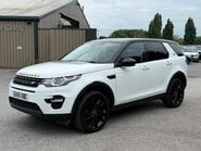 Land Rover Discovery Sport 2.0 Discovery Sport Black HSE TD4 Auto 4WD 5dr 17