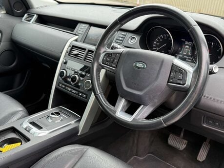 Land Rover Discovery Sport 2.0 Discovery Sport Black HSE TD4 Auto 4WD 5dr 27