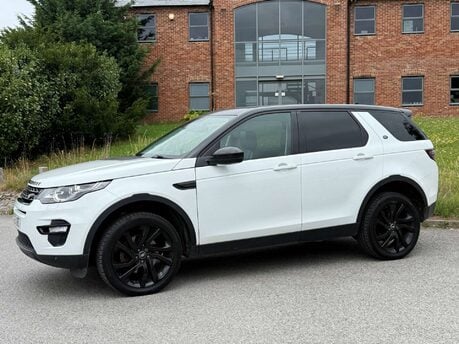 Land Rover Discovery Sport 2.0 Discovery Sport Black HSE TD4 Auto 4WD 5dr 26
