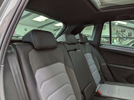Volkswagen Tiguan 2.0 Tiguan R-Line TDI BlueMotion Technology 4Motion Semi-Auto 4WD 5dr 63