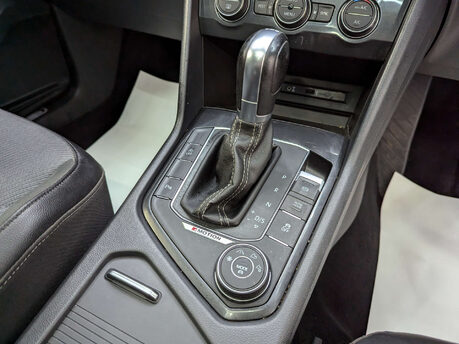 Volkswagen Tiguan 2.0 Tiguan R-Line TDI BlueMotion Technology 4Motion Semi-Auto 4WD 5dr 84