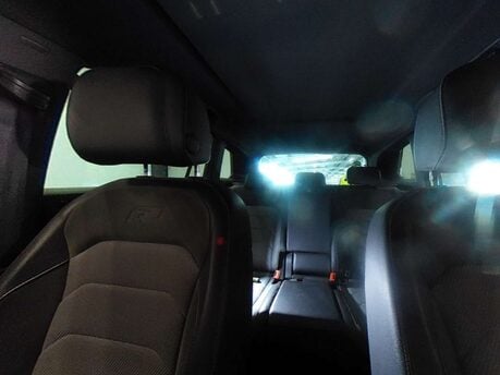 Volkswagen Tiguan 2.0 Tiguan R-Line TDI BlueMotion Technology 4Motion Semi-Auto 4WD 5dr 17