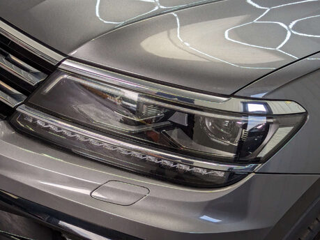 Volkswagen Tiguan 2.0 Tiguan R-Line TDI BlueMotion Technology 4Motion Semi-Auto 4WD 5dr 29