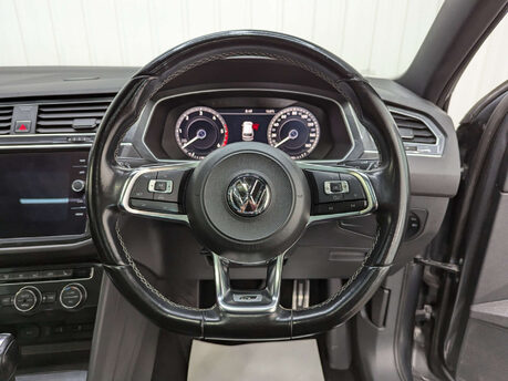 Volkswagen Tiguan 2.0 Tiguan R-Line TDI BlueMotion Technology 4Motion Semi-Auto 4WD 5dr 76