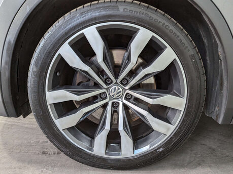 Volkswagen Tiguan 2.0 Tiguan R-Line TDI BlueMotion Technology 4Motion Semi-Auto 4WD 5dr 33