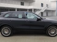 Porsche Cayenne 3.0 Cayenne D Platinum Edition V6 Tiptronic S A 4WD 5dr 15