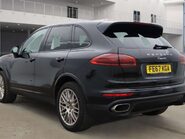 Porsche Cayenne 3.0 Cayenne D Platinum Edition V6 Tiptronic S A 4WD 5dr 9