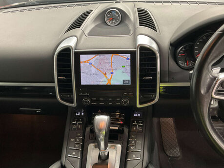 Porsche Cayenne 3.0 Cayenne D Platinum Edition V6 Tiptronic S A 4WD 5dr 3