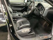 Porsche Cayenne 3.0 Cayenne D Platinum Edition V6 Tiptronic S A 4WD 5dr 11