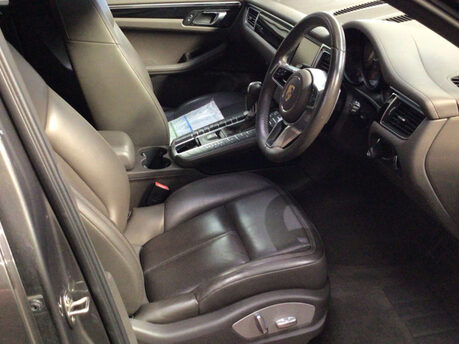 Porsche Macan 3.0 Macan S Semi-Auto 4WD 5dr 3