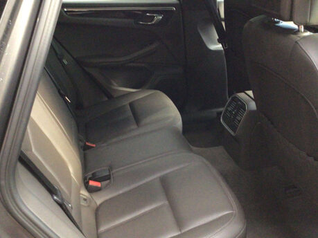 Porsche Macan 3.0 Macan S Semi-Auto 4WD 5dr 13