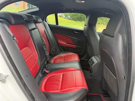 Jaguar XE 2.0 XE R-Sport D 4dr 21