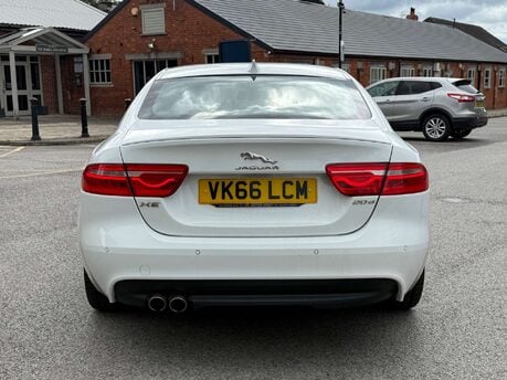 Jaguar XE 2.0 XE R-Sport D 4dr 5