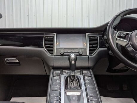 Porsche Macan Macan 3.6T V6 Turbo PDK 4WD Euro 6 (s/s) 5dr 89