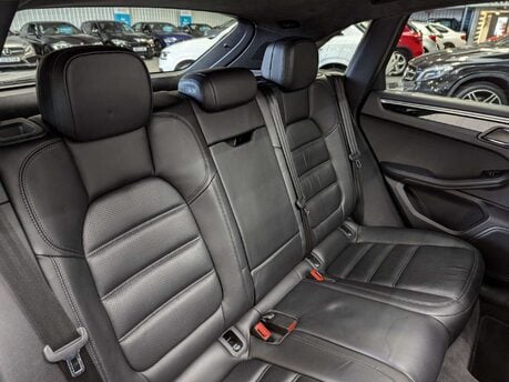 Porsche Macan Macan 3.6T V6 Turbo PDK 4WD Euro 6 (s/s) 5dr 65