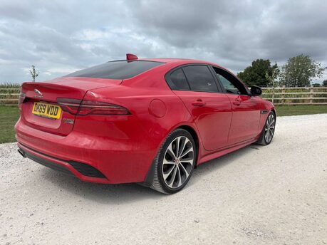 Jaguar XE 2.0 XE R-Dynamic SE D Auto 4dr 18