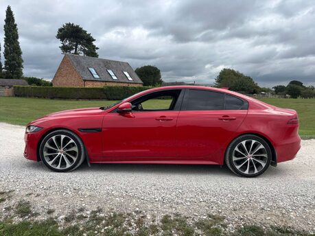 Jaguar XE 2.0 XE R-Dynamic SE D Auto 4dr 7