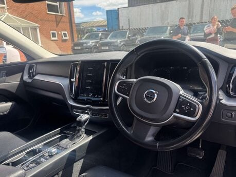 Volvo XC60 2.0 XC60 Momentum D4 Auto 5dr 13
