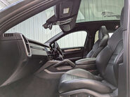 Porsche Cayenne 2.9 Cayenne V6 S Auto 4WD 5dr 61
