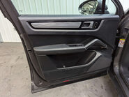 Porsche Cayenne 2.9 Cayenne V6 S Auto 4WD 5dr 62