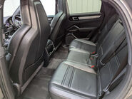 Porsche Cayenne 2.9 Cayenne V6 S Auto 4WD 5dr 69