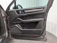 Porsche Cayenne 2.9 Cayenne V6 S Auto 4WD 5dr 57