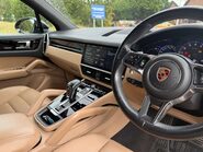 Porsche Cayenne 2.9 Cayenne V6 S Auto 4WD 5dr 16