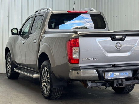 Nissan Navara 2.3 Navara Tekna dCi Auto 4WD 5dr 34