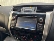 Nissan Navara 2.3 Navara Tekna dCi Auto 4WD 5dr 84