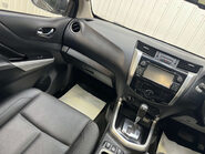 Nissan Navara 2.3 Navara Tekna dCi Auto 4WD 5dr 43
