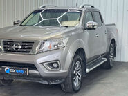 Nissan Navara 2.3 Navara Tekna dCi Auto 4WD 5dr 20