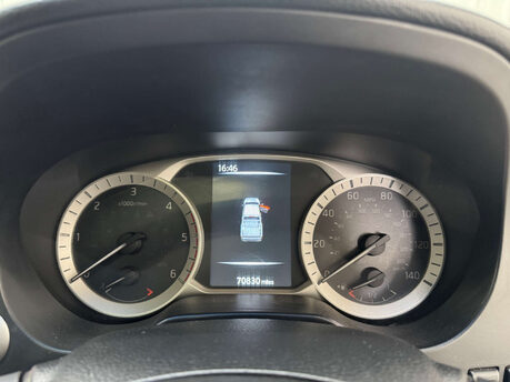 Nissan Navara 2.3 Navara Tekna dCi Auto 4WD 5dr 71