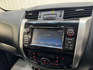 Nissan Navara 2.3 Navara Tekna dCi Auto 4WD 5dr 81