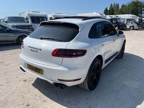 Porsche Macan 3.0 Macan S D Semi-Auto 4WD 5dr 4