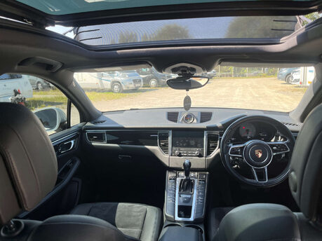 Porsche Macan 3.0 Macan S D Semi-Auto 4WD 5dr 18