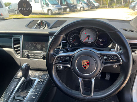 Porsche Macan 3.0 Macan S D Semi-Auto 4WD 5dr 19