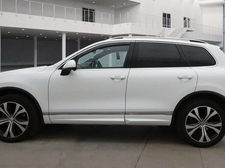 Volkswagen Touareg 3.0 Touareg V6 R-Line TDI BlueMotion Technology Auto 4WD 5dr 23