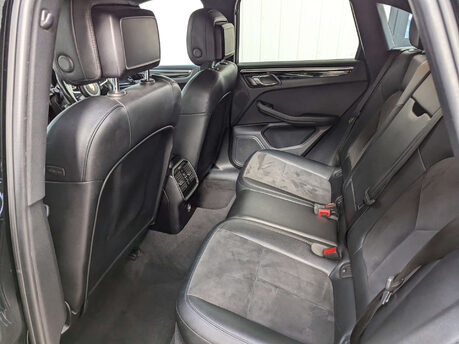Porsche Macan 3.0 Macan S D Semi-Auto 4WD 5dr 66