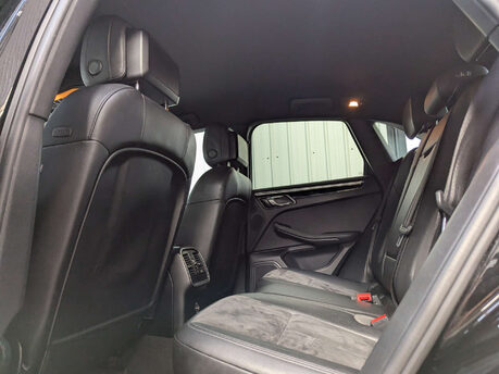 Porsche Macan 3.0 Macan S D Semi-Auto 4WD 5dr 67